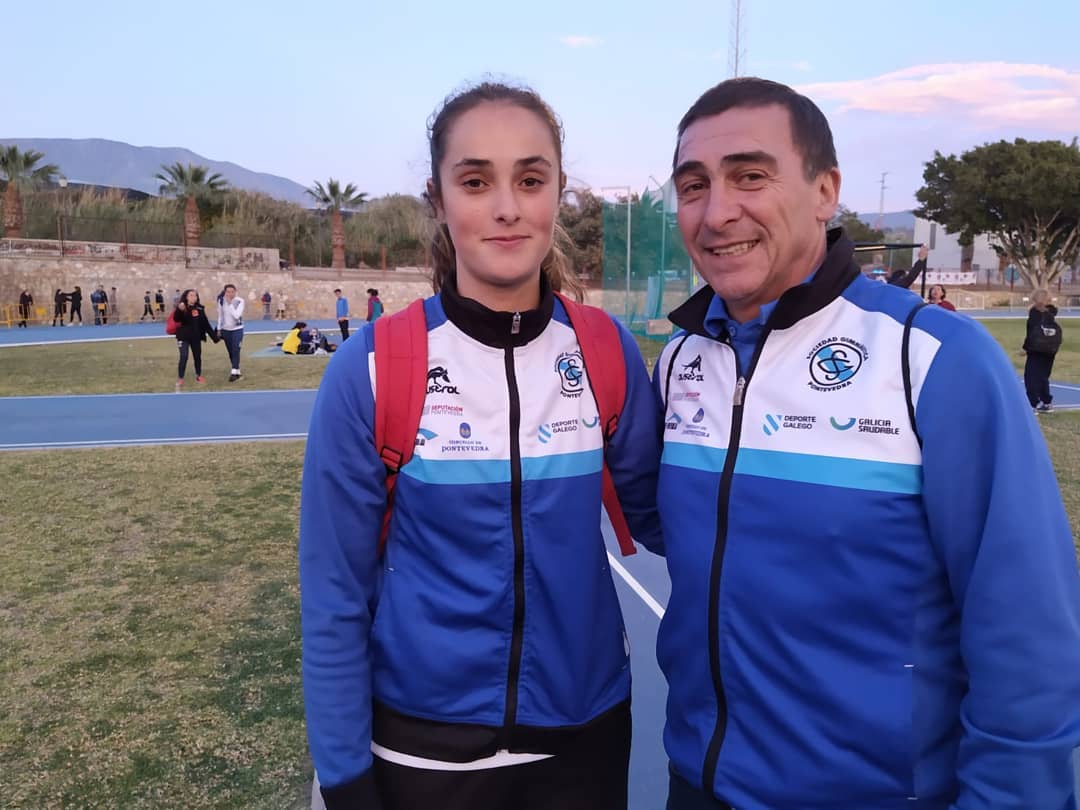 Santiago Ferrer con Andrea González no Campionato de España de lanzamentos longos celebrado en Motril | SGP 