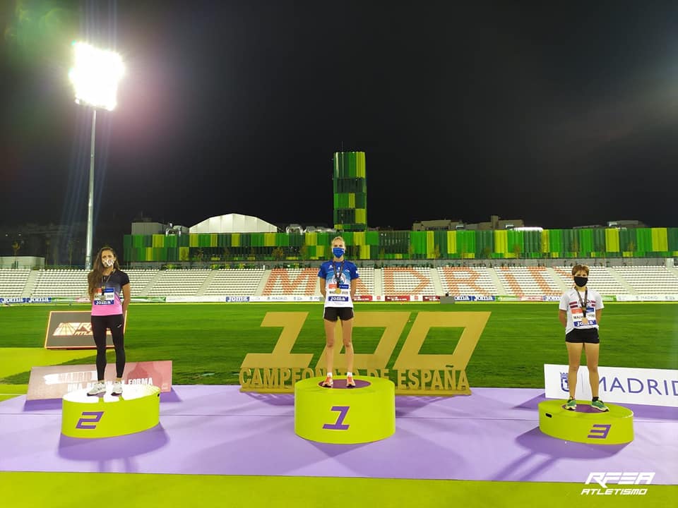 Ouro da marchadora Antía Chamosa da Sociedad Gimnástica Pontevedra nos 10.000 m marcha no 100 campionato de España Absoluto ao aire libre 2020 / RFEA