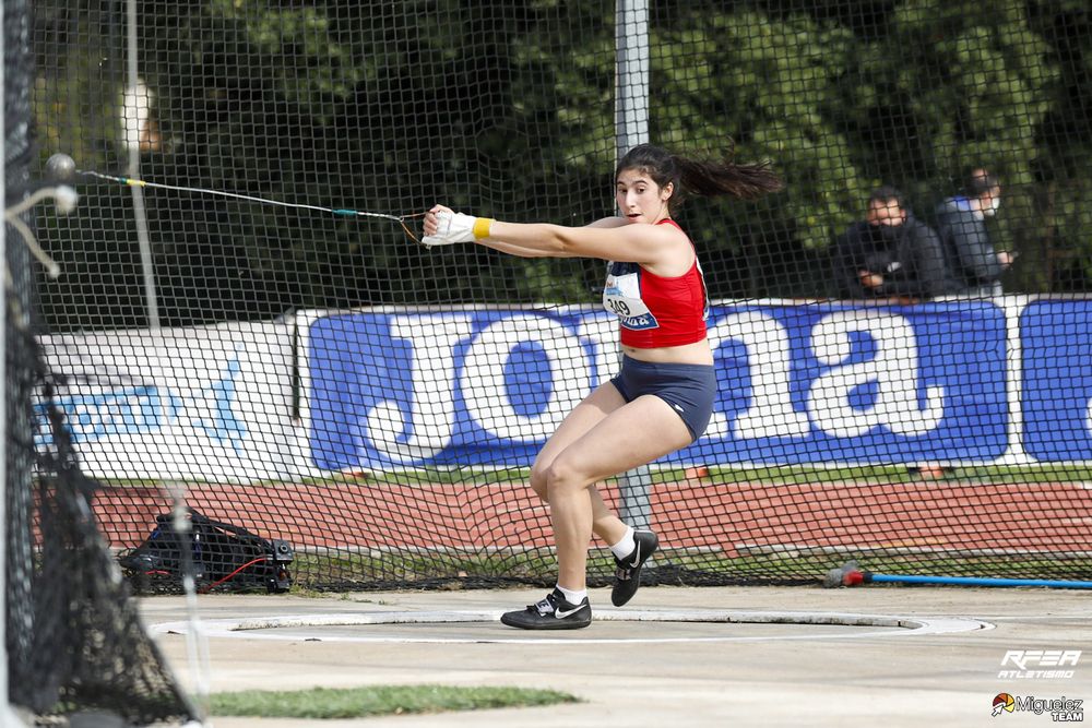 A lanzadora de martelo galega Blanca Pereira, campioa de España sub16 / RFEA