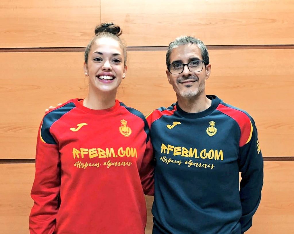José I. Prades e Paula Arcos coa Selección das Guerreras / GUARDÉS