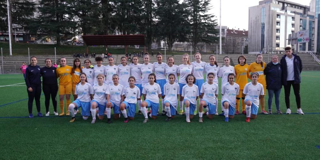 Selección Galega de fútbol Feminino Sub-15 que adestra Vicky Vázquez / RFGF
