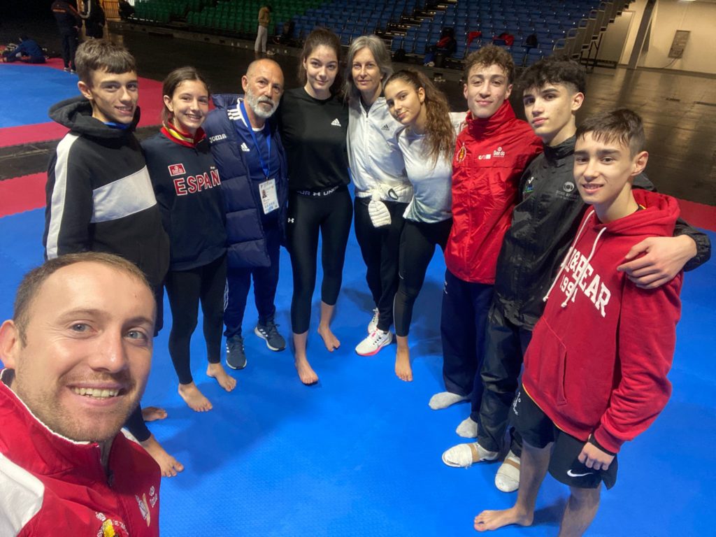 Oito galegos, no campionato de Europa Junior de Taekwondo / FEDERACIÓN GALEGA TAEKWONDO