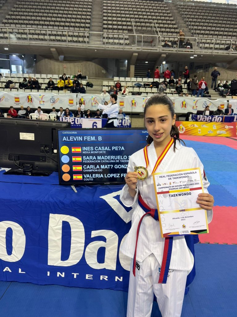 Inés Casal, ouro taekwondo alevín no Campionato de España / FEDERACIÓN GALEGA DE TAEKWONDO