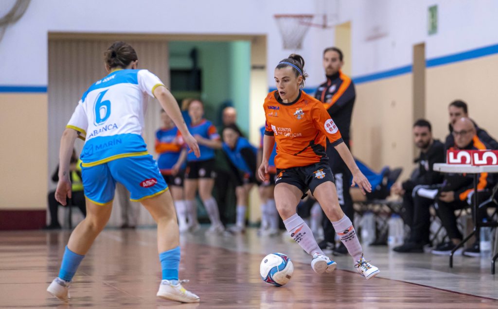 Viaxes Amarelle vs Ence Marín Futsal / Manu Boutureira