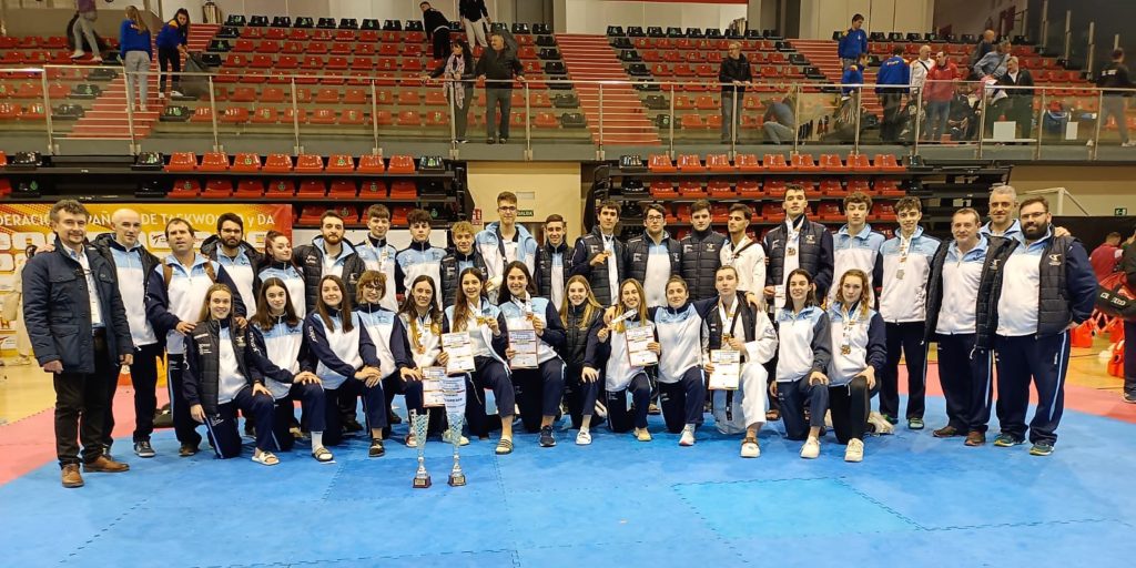 Selección Galega de Combate no Campionato de España de taekwondo / FEDERACIÓN GALEGA DE TAEKWONDO