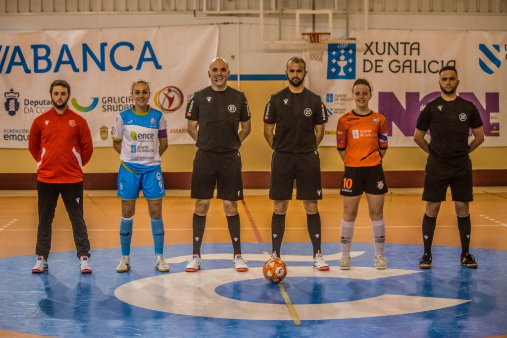 Viaxes Amarelle vs ENCE Marín Futsal / VIAXES AMARELLE FSF