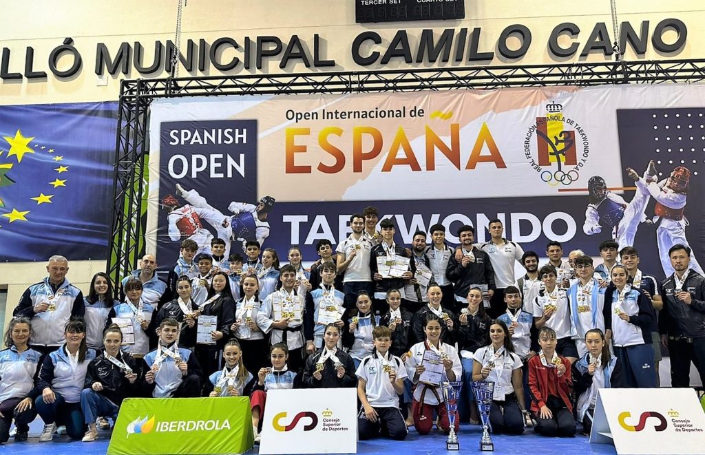 Galicia, campioa no Open de España de técnica e Freestyle de taekwondo / FEDERACIÓN GALEGA DE TAEKWONDO